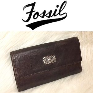 FOSSIL brown leather wallet